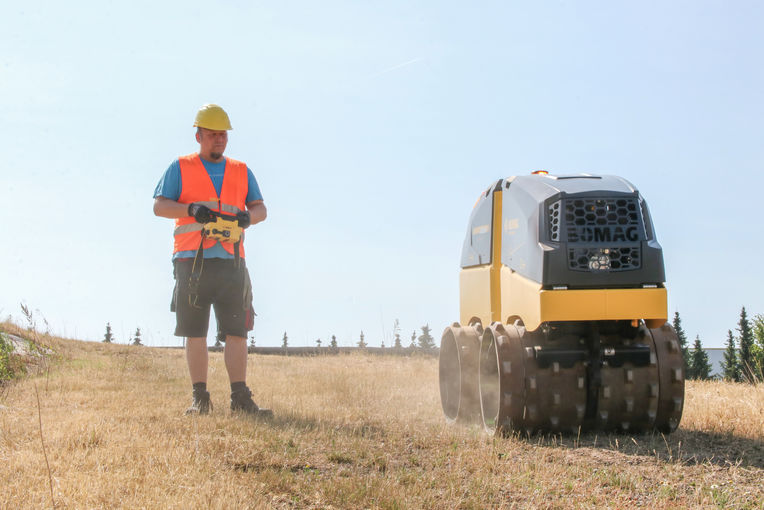 Stable connection thanks to radio.